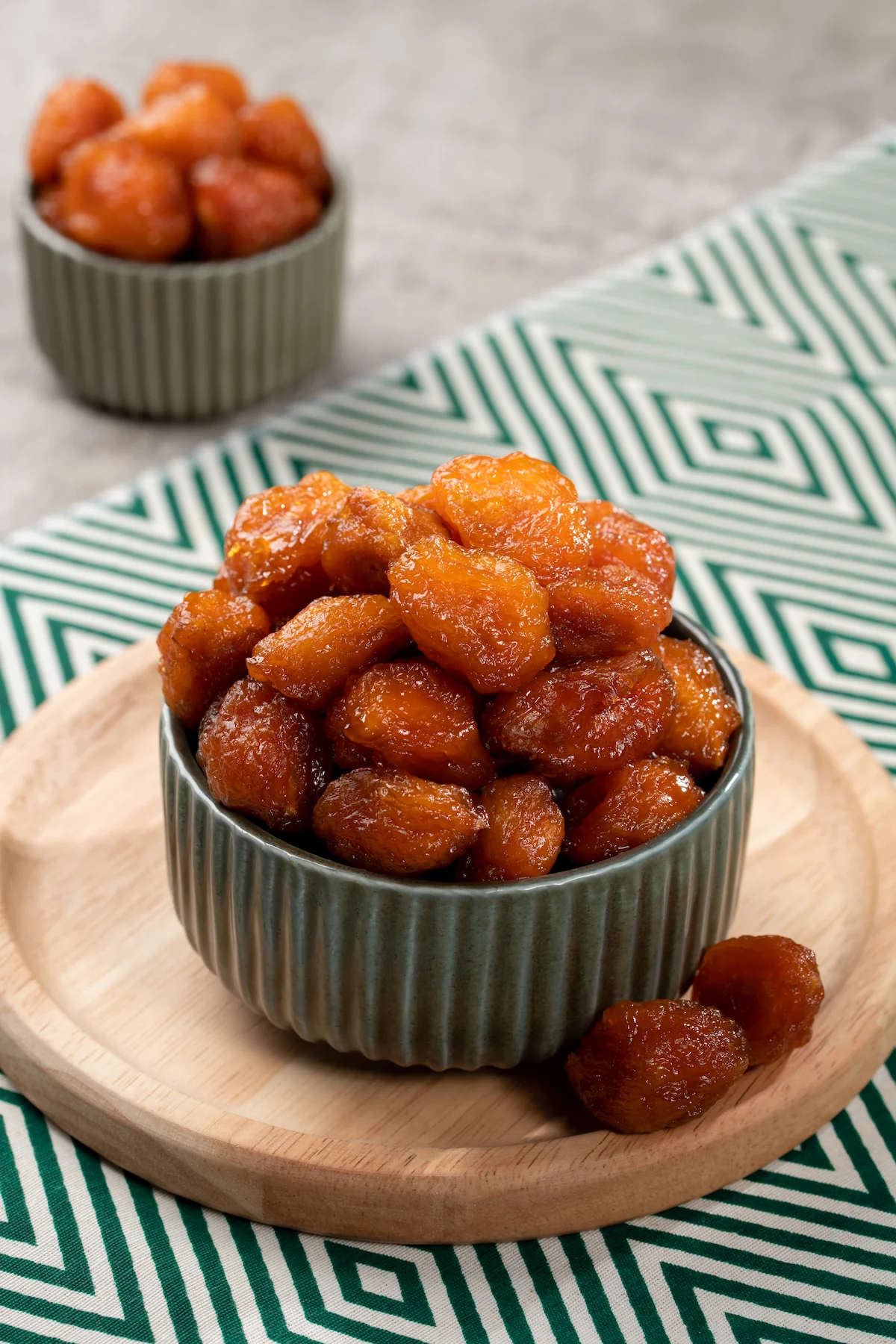 آلوبخارای حاج حسنی